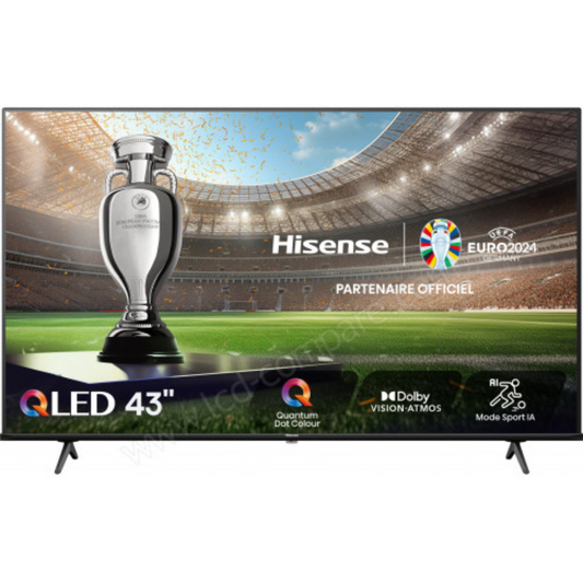 Télévision Hisense 43E7NQ avec écran LED, affichage clair et design élégant visible sur l'image.